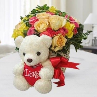 Mixed Roses & Teddy